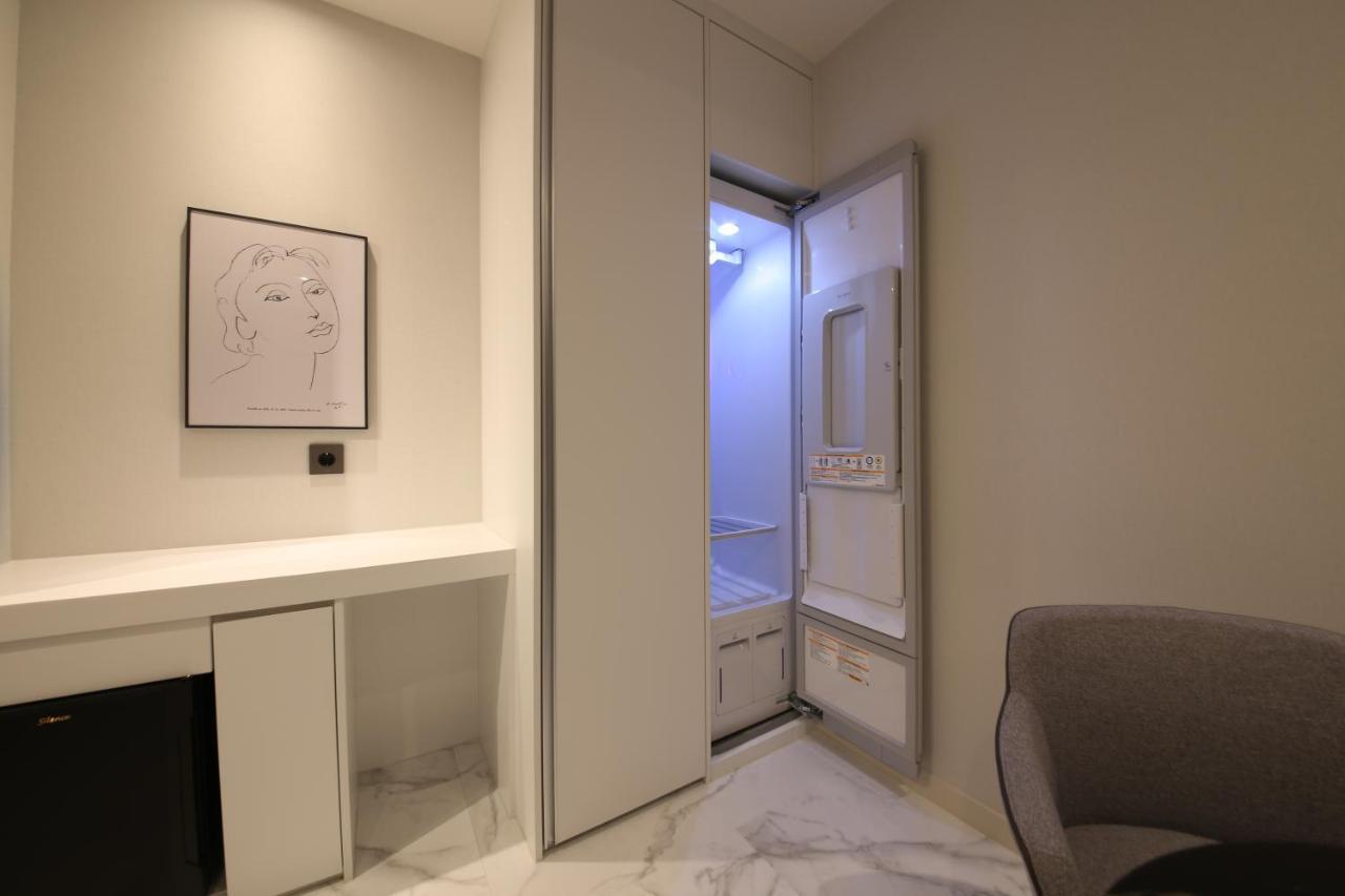 Zam101 Hotel Gimhae Esterno foto