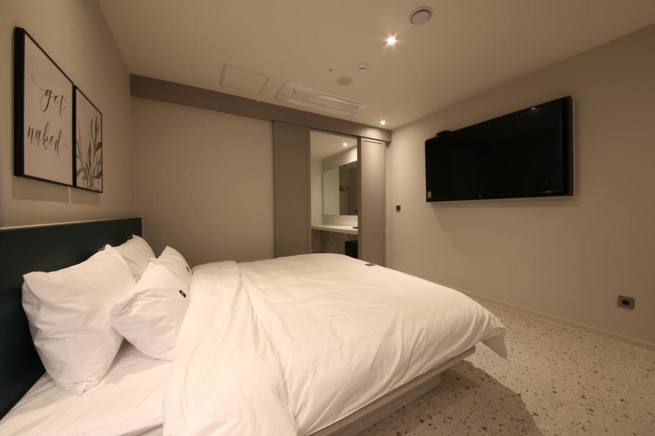 Zam101 Hotel Gimhae Esterno foto
