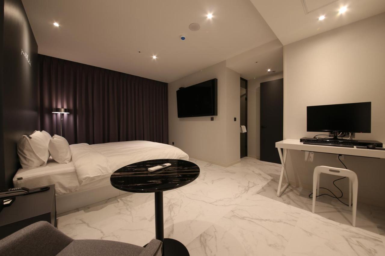 Zam101 Hotel Gimhae Esterno foto