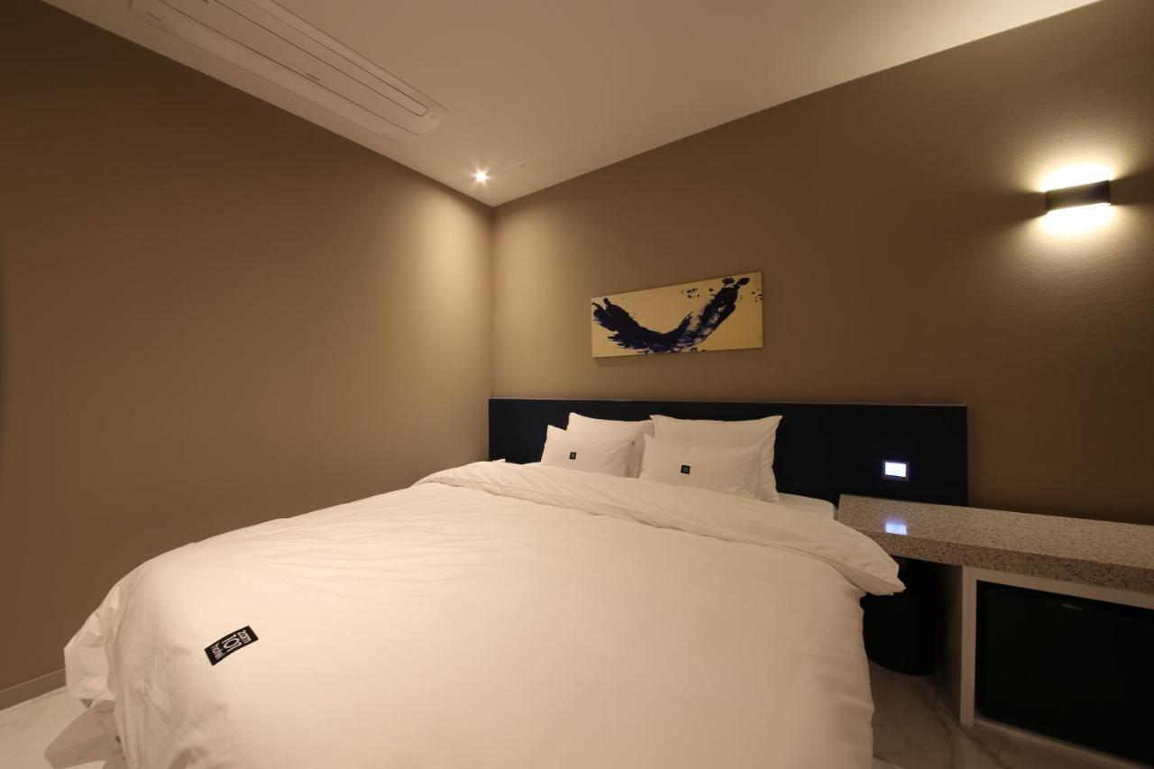 Zam101 Hotel Gimhae Esterno foto